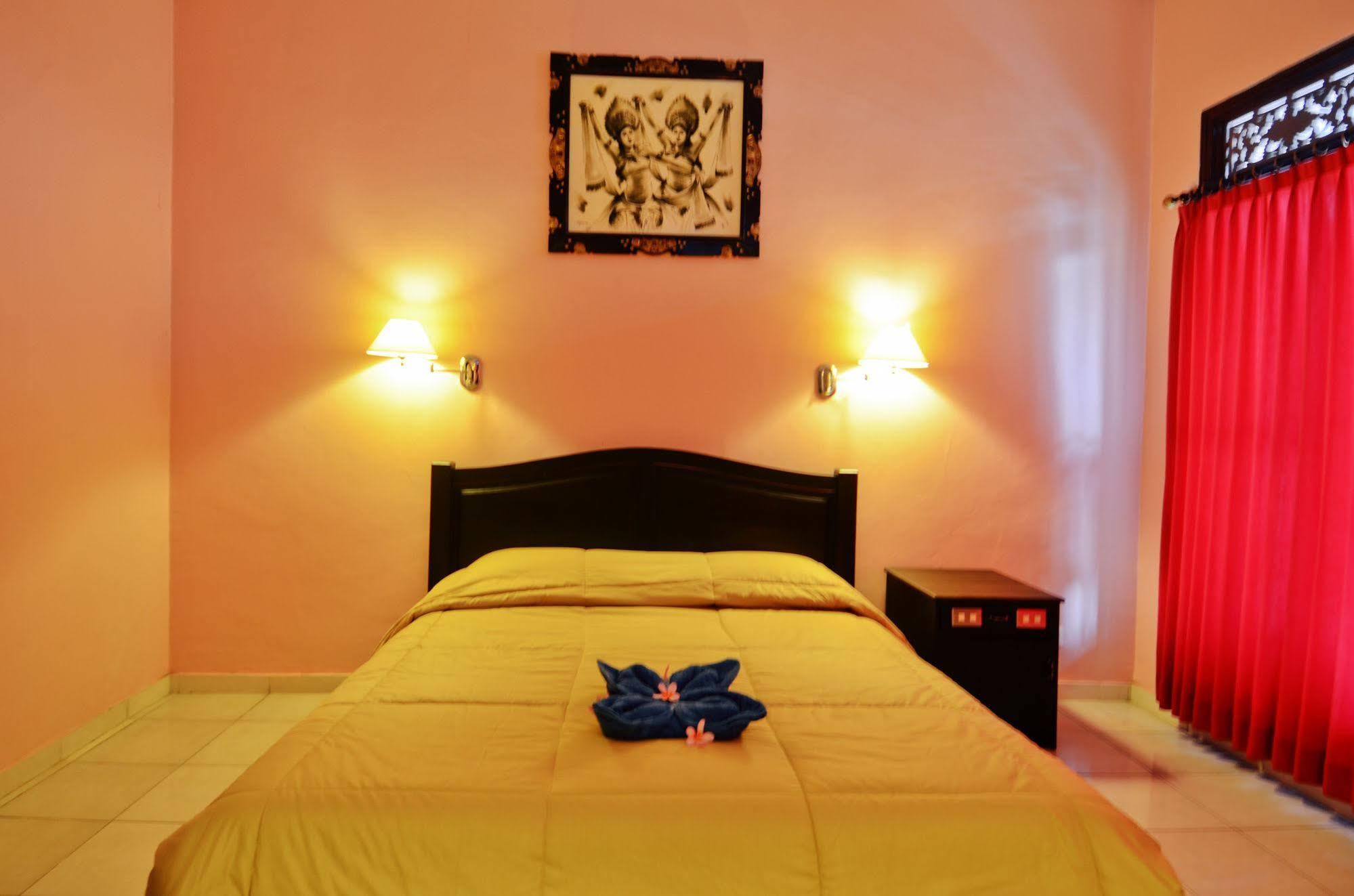 Pesona Beach Inn Kuta  Exterior photo